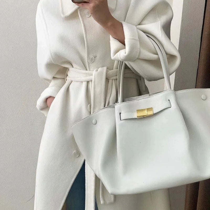 British Niche Wings Style Large Capacity Handbags