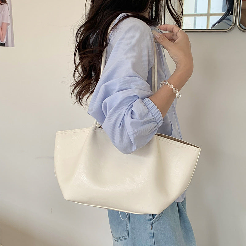 Women's Design Large Capacity Fashion Commuter Bucket Bags