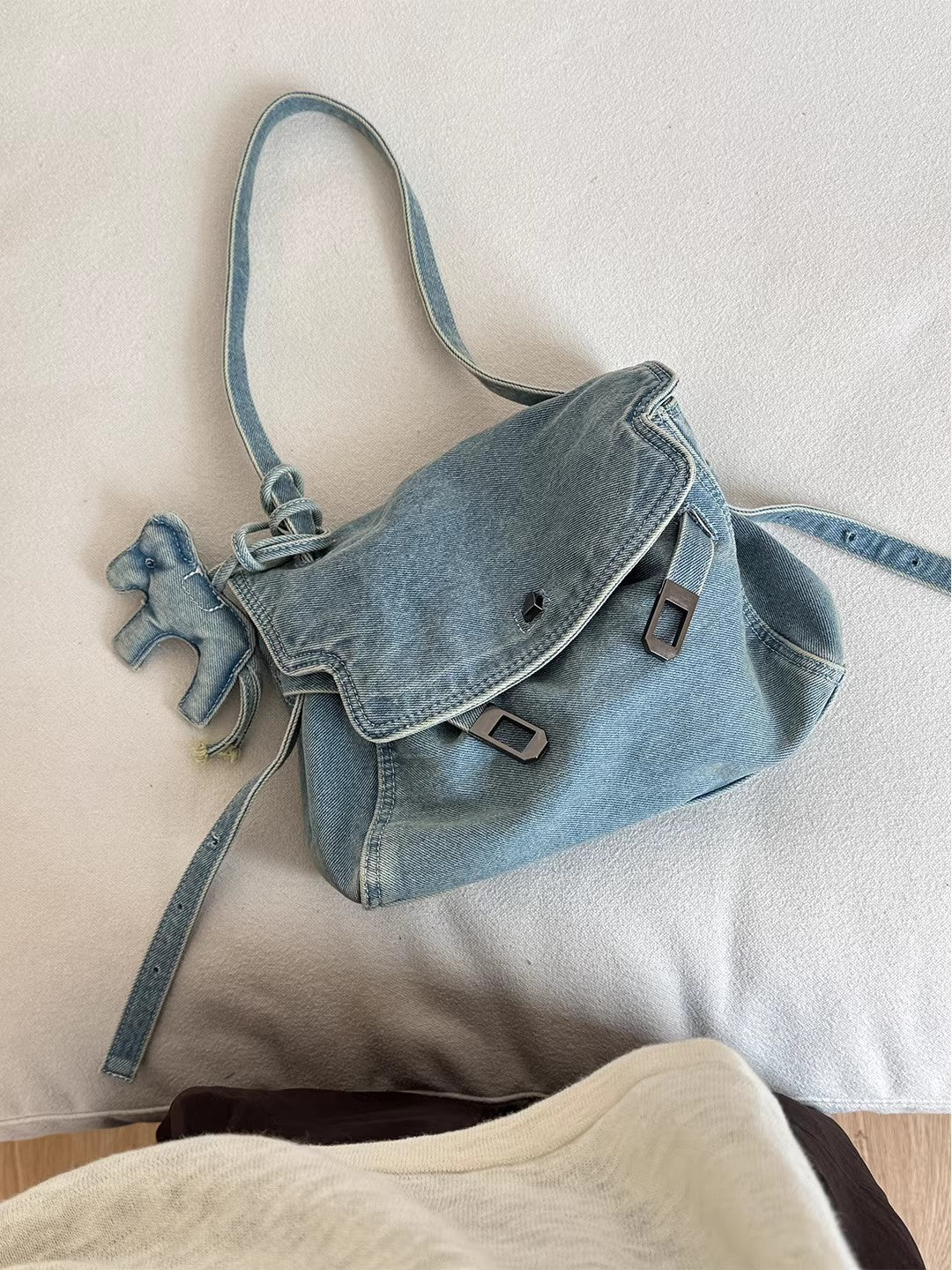 Women's Niche Style Denim Trendy Large Capacity Versatile Women's Messenger Bag