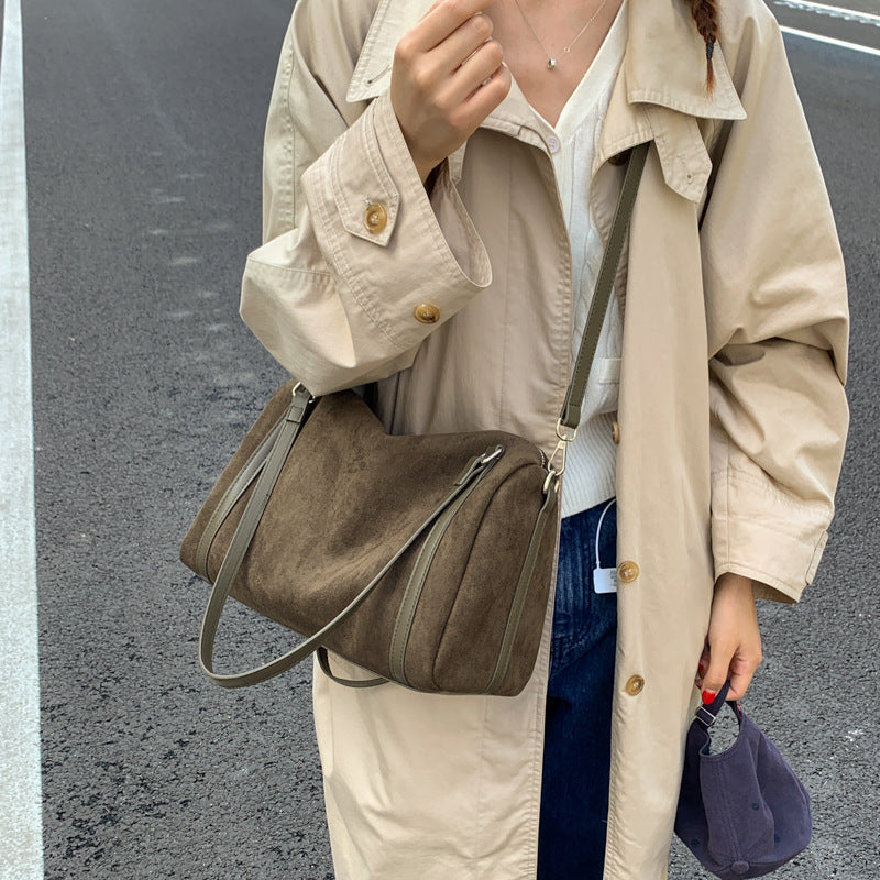 Women's Advanced Texture Wild Suede Large Capacity Retro Women's Messenger Bag