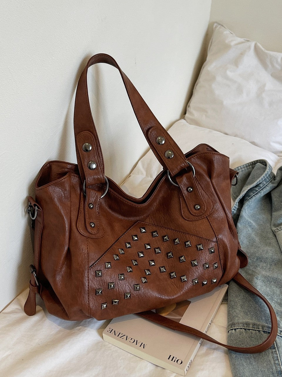 Women's Fashion Studded Large Capacity Totes High-grade Women's Shoulder Bag