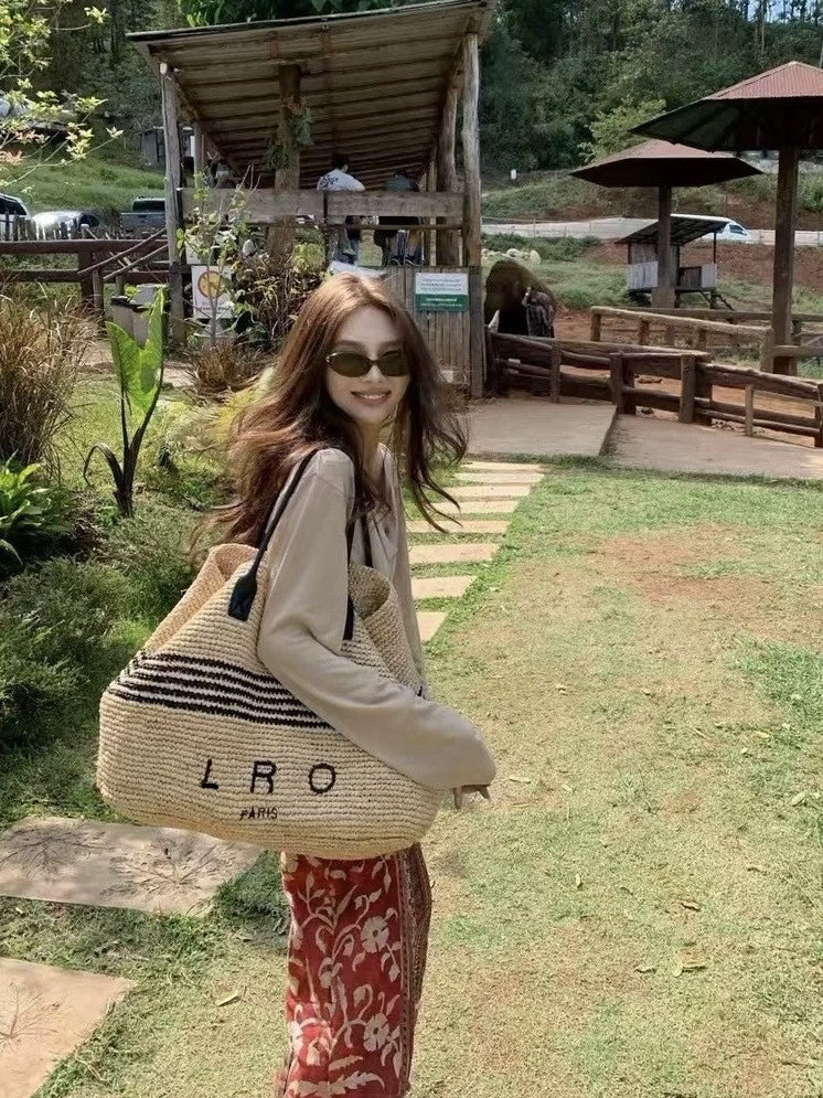Olivia Wang Female Vacation Style Large Capacity Raffia Woven Shopping Tote Bag
