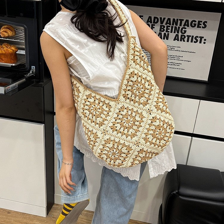 Women's Hand-woven Straw Woven Large Capacity Totes Vacation Women's Shoulder Bag