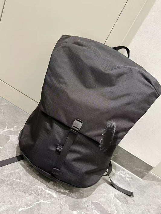 Women's & Men's Thickened Nylon Waterproof Fabric Business Backpack