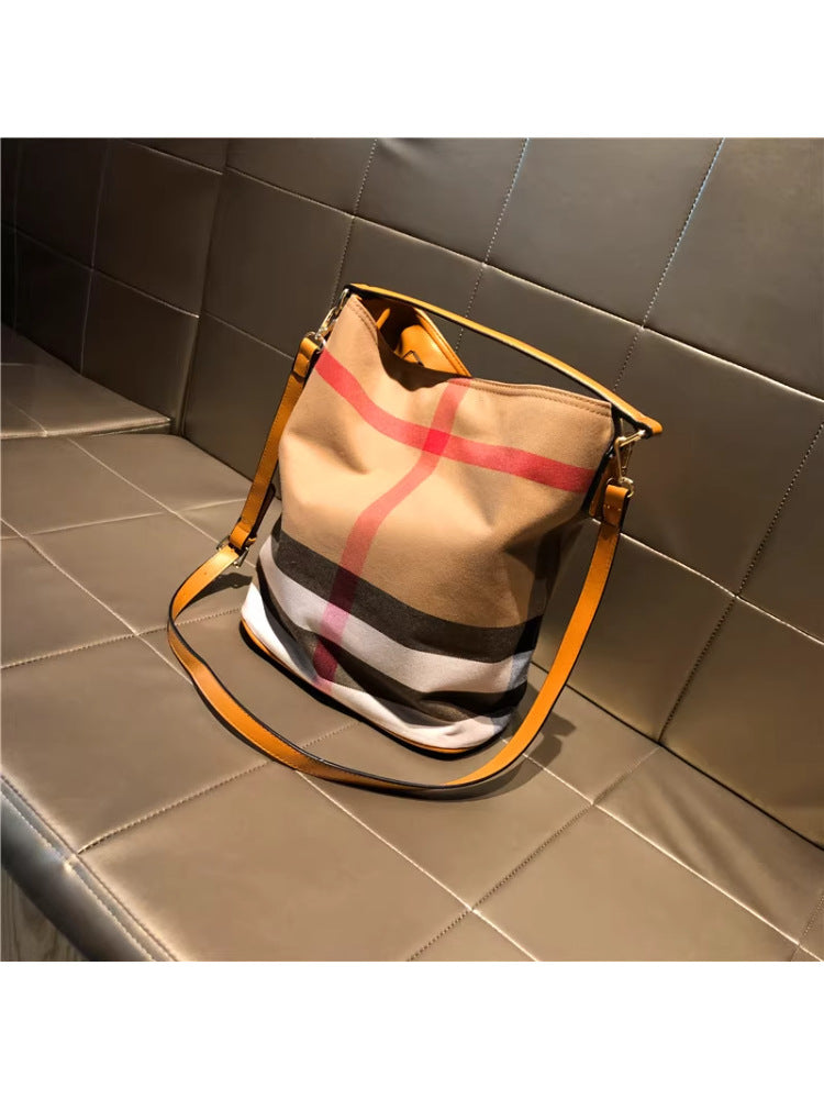 Women's French Laziness Canvas Summer Large Capacity Checked Bucket Bag