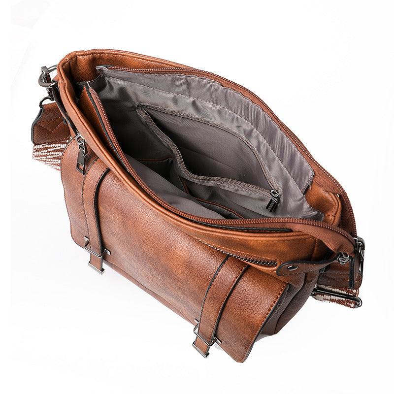 Women's Fashion Personality Large Capacity Commuter Flap Women's Shoulder Bag