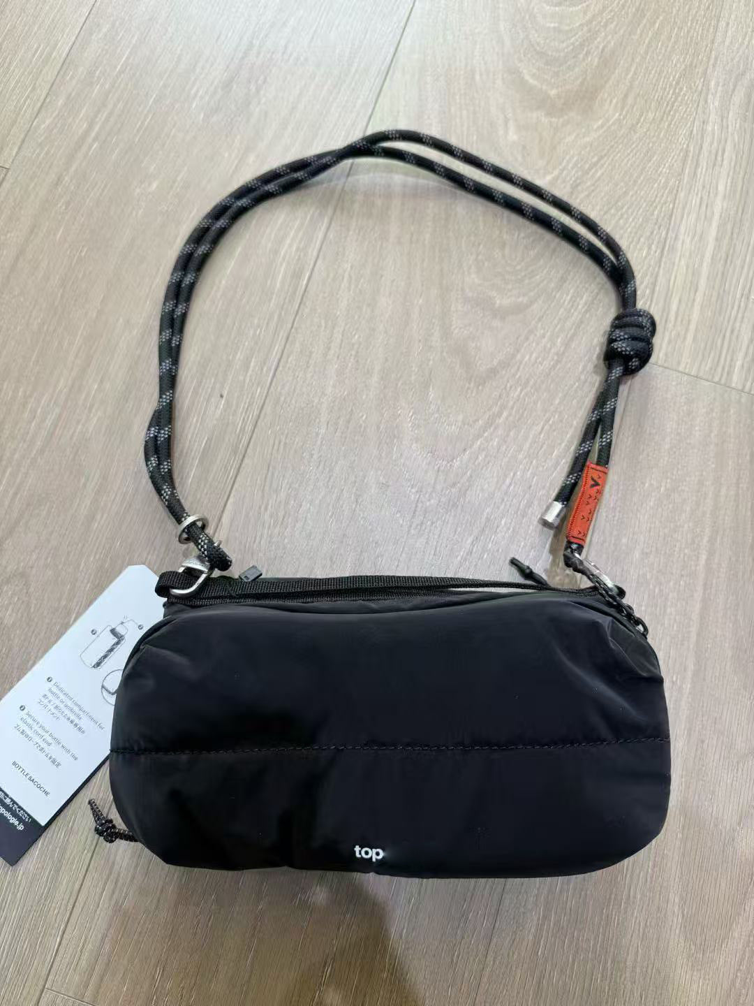 Women's & Men's Water Bottle Kettle Portable Repellent Shoulder Bags