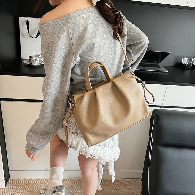 Women's Simple Retro Large Capacity Fashion Best-selling Tote Bags