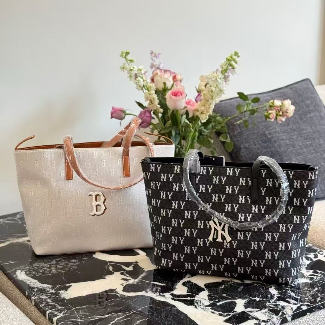 Large Capacity Fashion Jacquard Presbyopic Embroidery Tote Bag