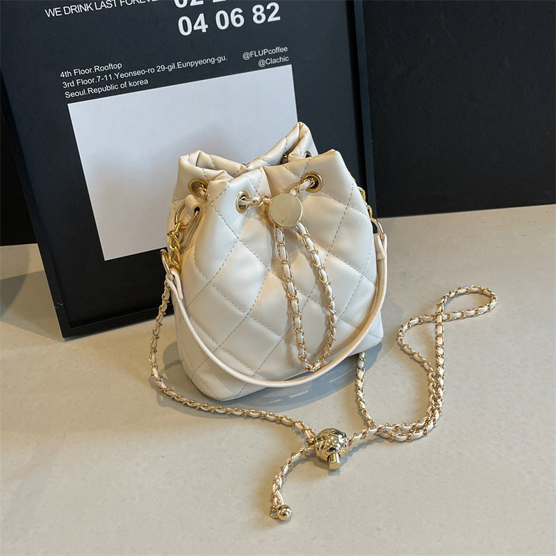 Women's Spring Rhombus Chain Portable Graceful Texture Bucket Bag