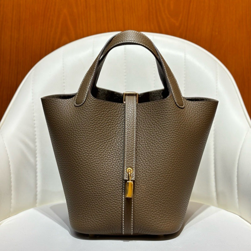 Women's Handmade Wax Line First Layer Cowhide Steel Hardware Vegetable Women's Handbag