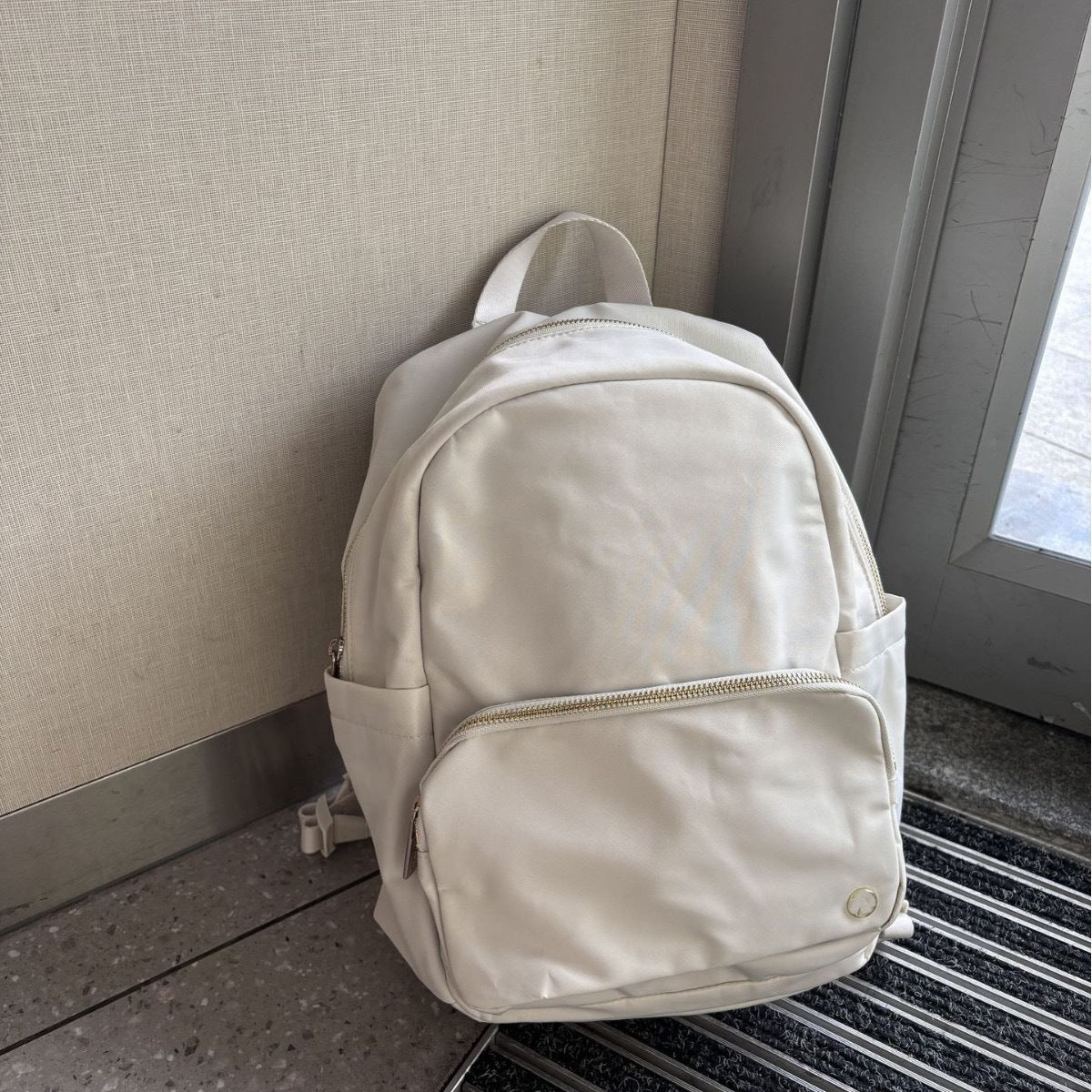 Classy Commuter Exercise Large Capacity Good-looking Sports Backpack