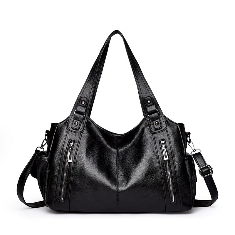 Women's High Quality Retro Rivet Large Capacity Commuter Handbags
