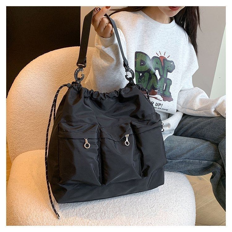 Concert Dark Cell Zipper Large Capacity Nylon Cloth Commuter Women's Backpack