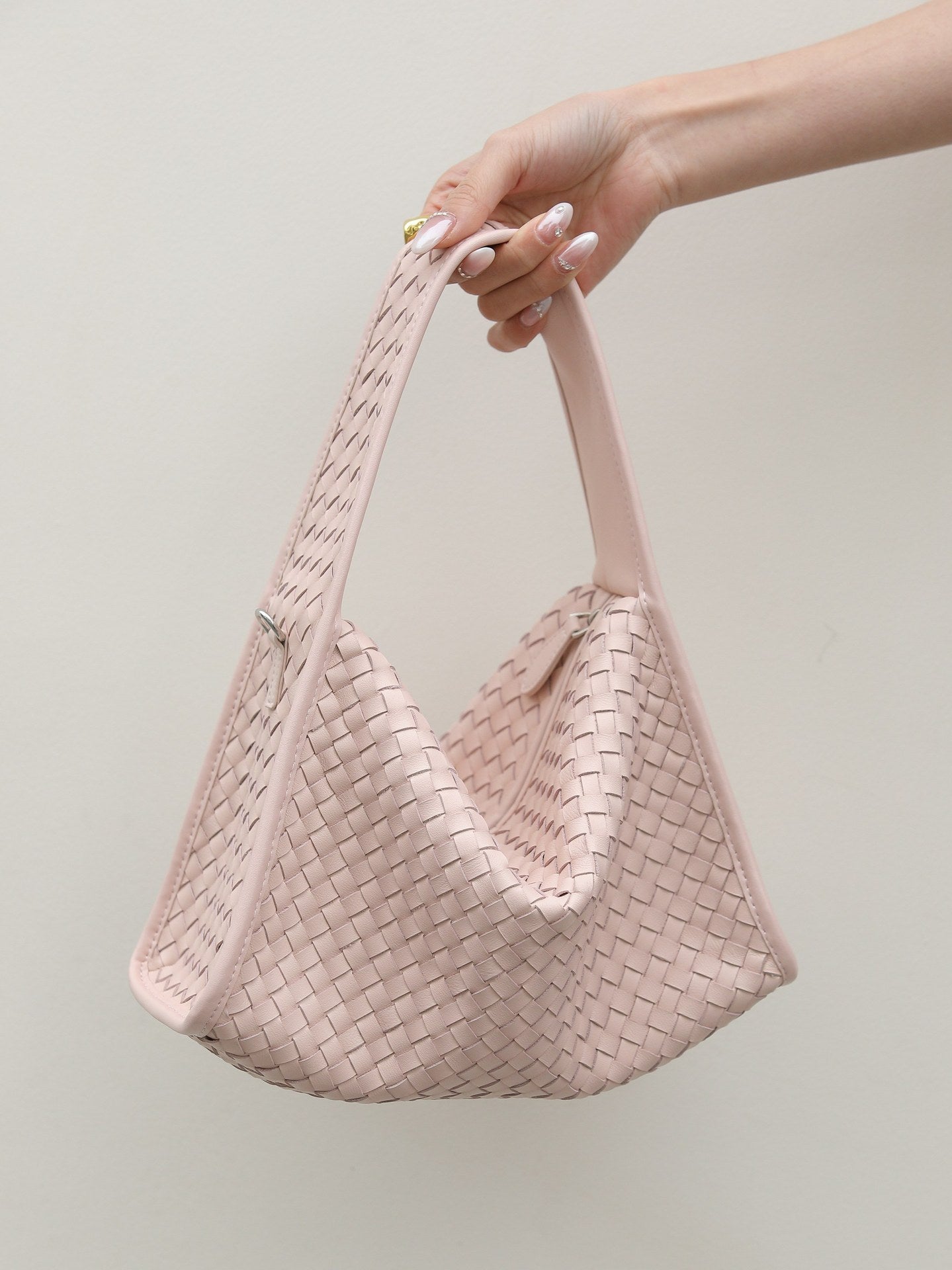Early Spring Sheepskin Triangle French Texture Loose Woven Genuine Leather Women's Handbag