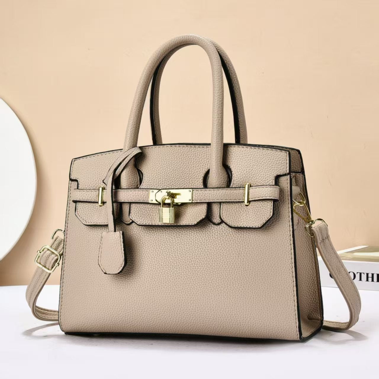 Women's Pattern Light Luxury Simple Solid Color Texture Advanced Large Capacity Bags