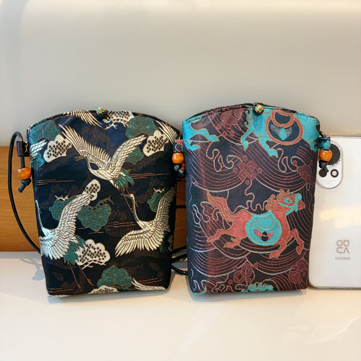 Song Dynasty Brocade Cloth Pattern Walking Phone Bags