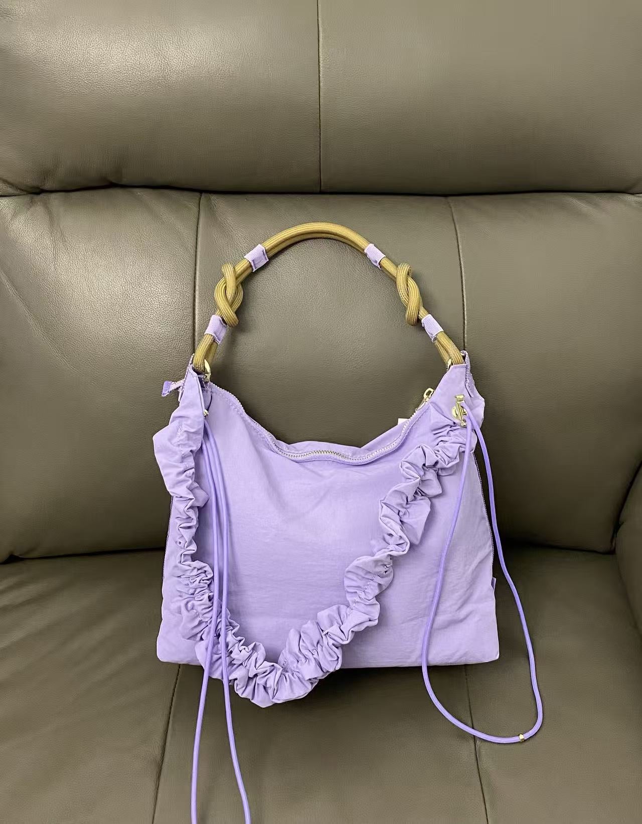 Popular Road Large Intestine Pleated Cloud Underarm Bag