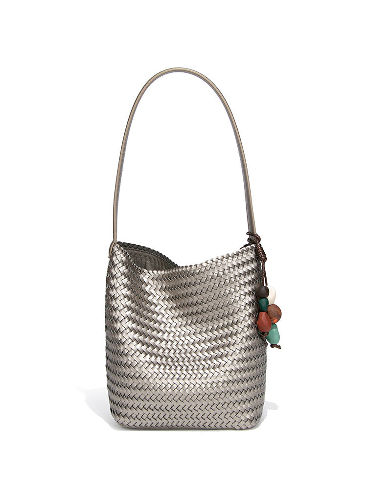 Trendy Fresh Hand-woven Underarm Tassel Ornament Bucket Bag