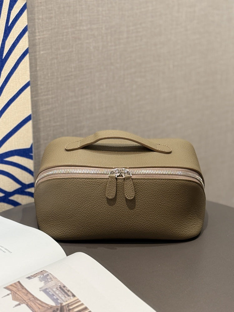 Simple High-grade First Layer Cowhide Texture Leather Portable Toiletry Large Cosmetic Bags