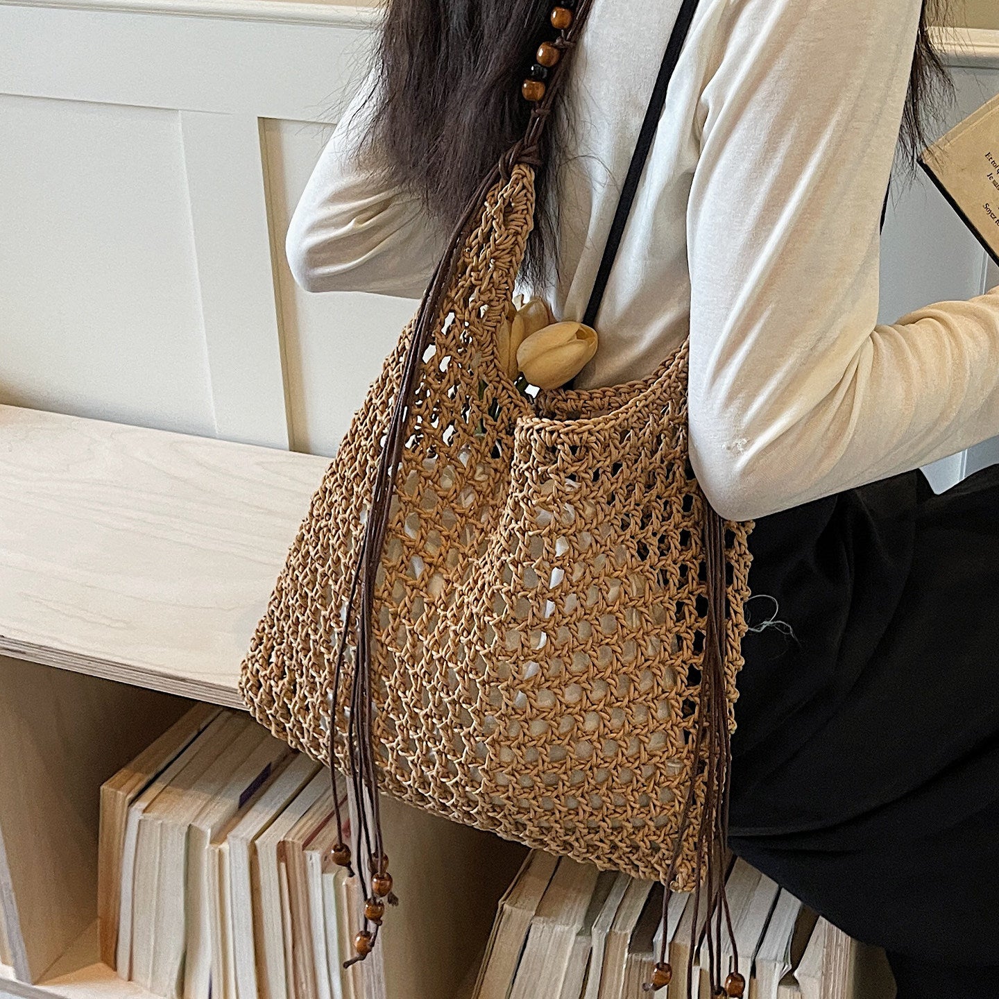 Women's Seaside Holiday Hand-woven Fashion Large Capacity Women's Handbag