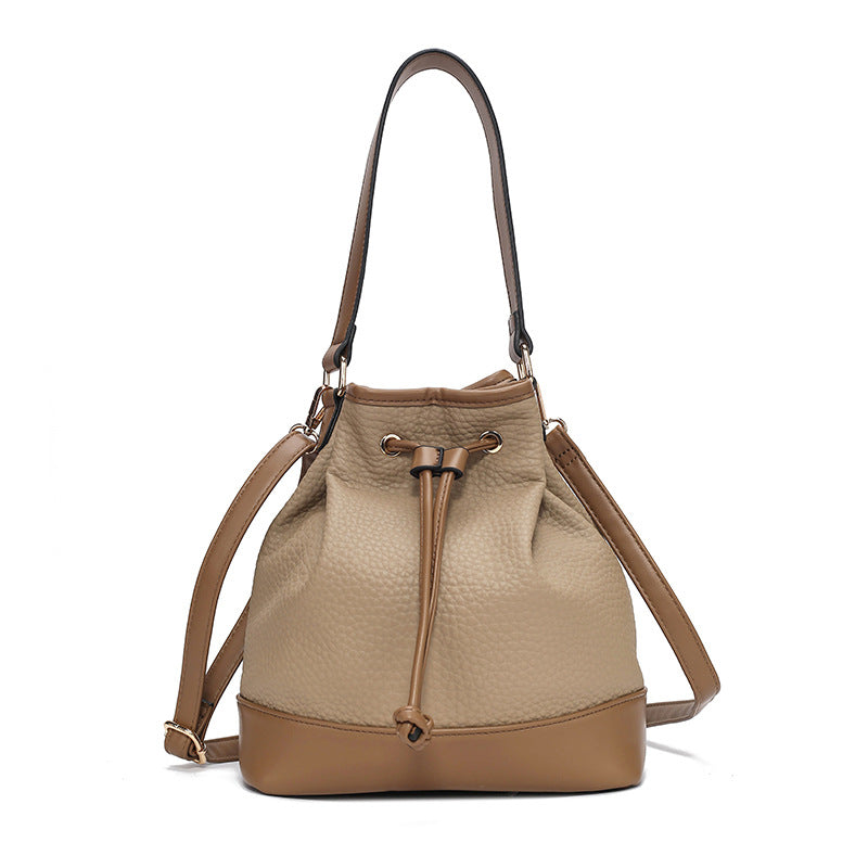 Women's Leather Lychee Pattern Drawstring Hanging Match Commuter Light Luxury Women's Messenger Bag