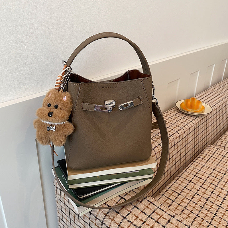Women's Niche Vintage Fashion Versatile Commute Minimalist Bucket Bag