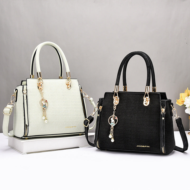 Women's Niche Fashion Large Capacity Portable Women's Shoulder Bag