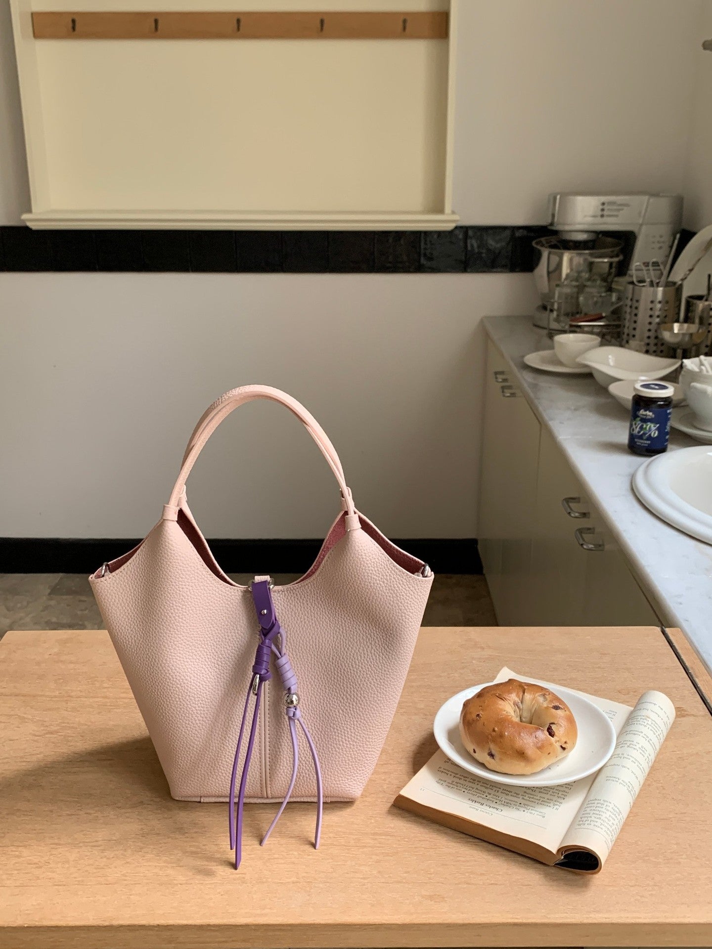 Women's Layer Cowhide Large Capacity Portable Commuter High-grade Fashionable Genuine Leather Bags