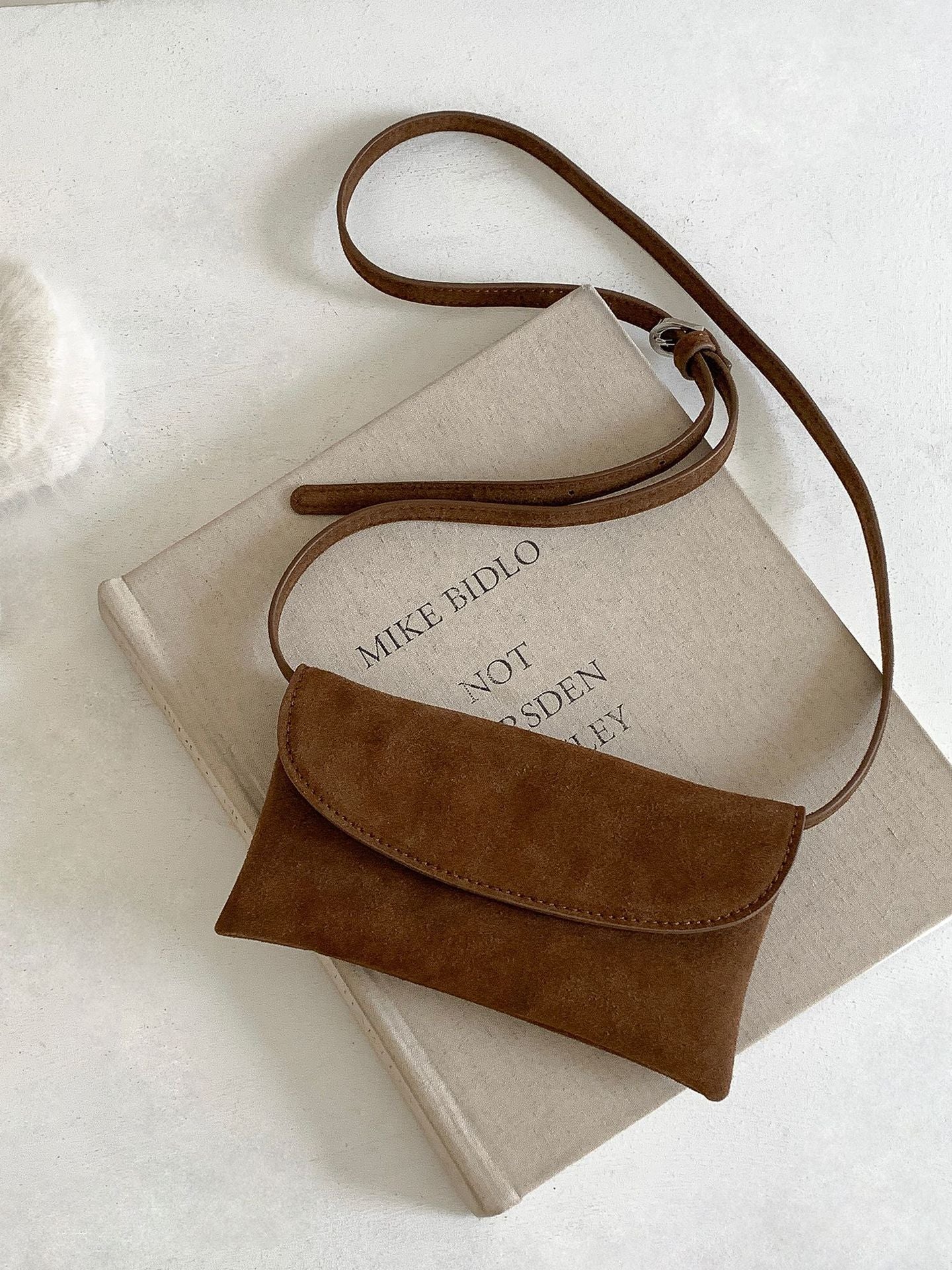 Women's Single Flip Magnetic Snap Suede Minority Simple Bags