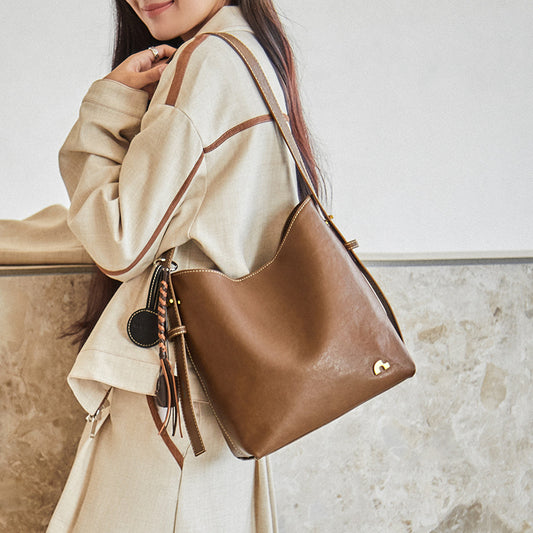 Women's Brown Large Capacity Vegetable Tanned Commuter Bucket Bag