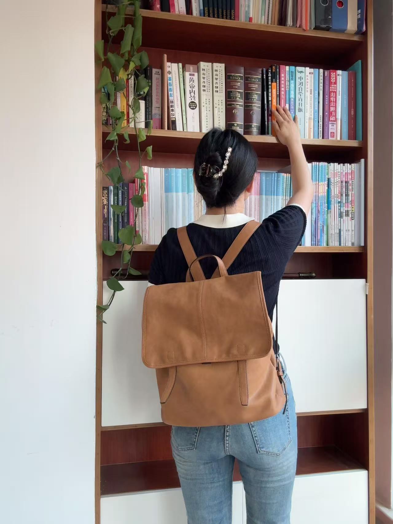 Genuine Leather High-grade Large Capacity Commute Women's Backpack