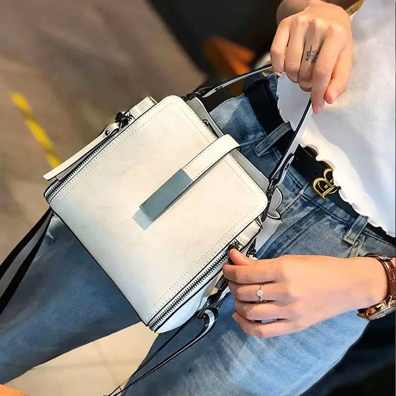 Women's Genuine Leather Fashion Portable Large Capacity Bucket Bags