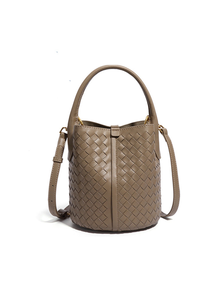 Women's Classic Handmade Woven Elegant Light Luxury Large Bags