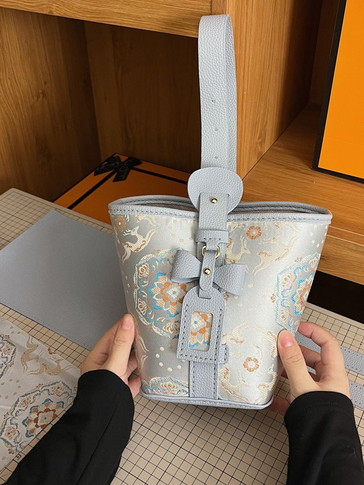 Chinese Style Song Dynasty Brocade Embroidered Portable Self-made Cloth Handmade Bucket Bags
