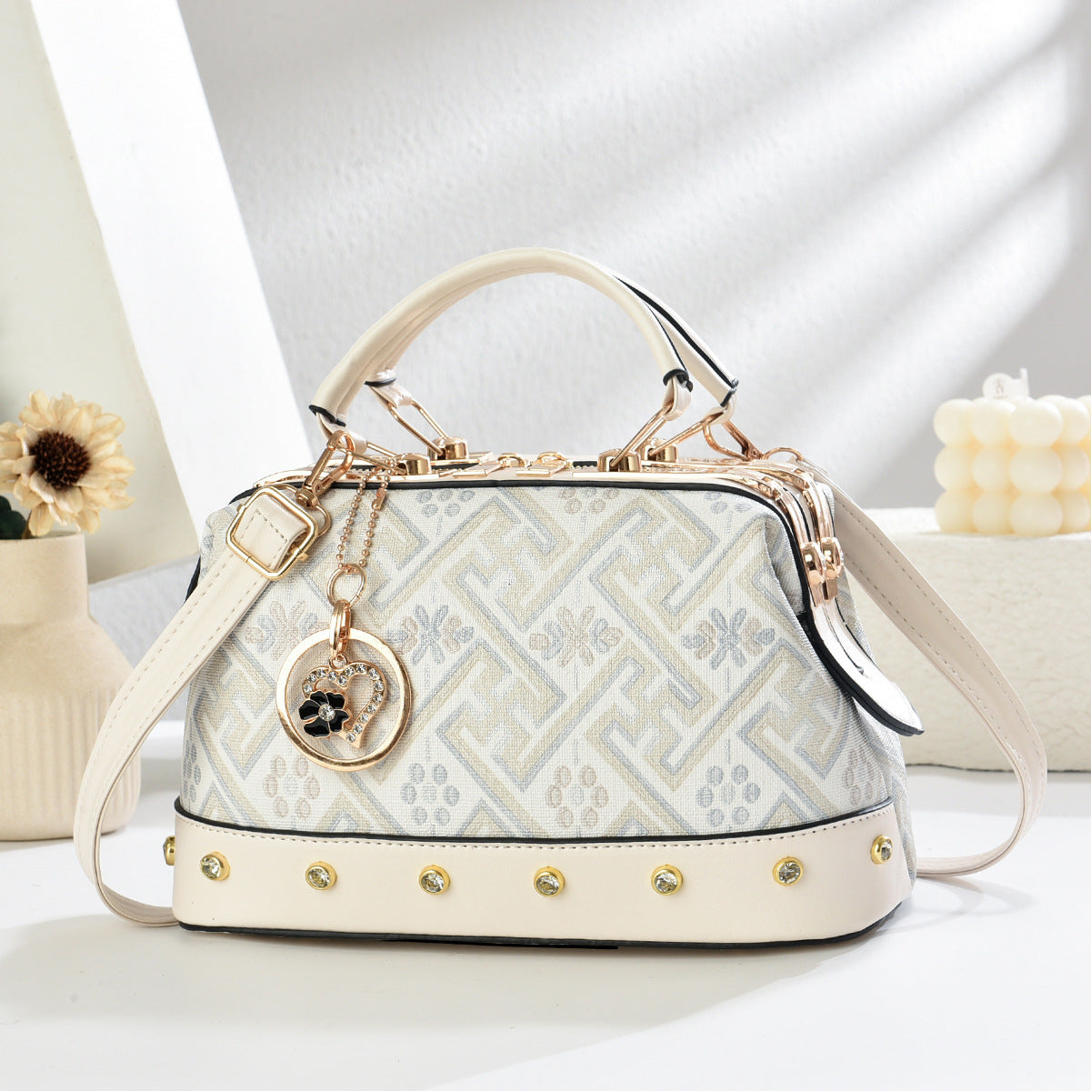 Women's Chinese Style Hand Carrying Pillow Large Capacity Women's Shoulder Bag