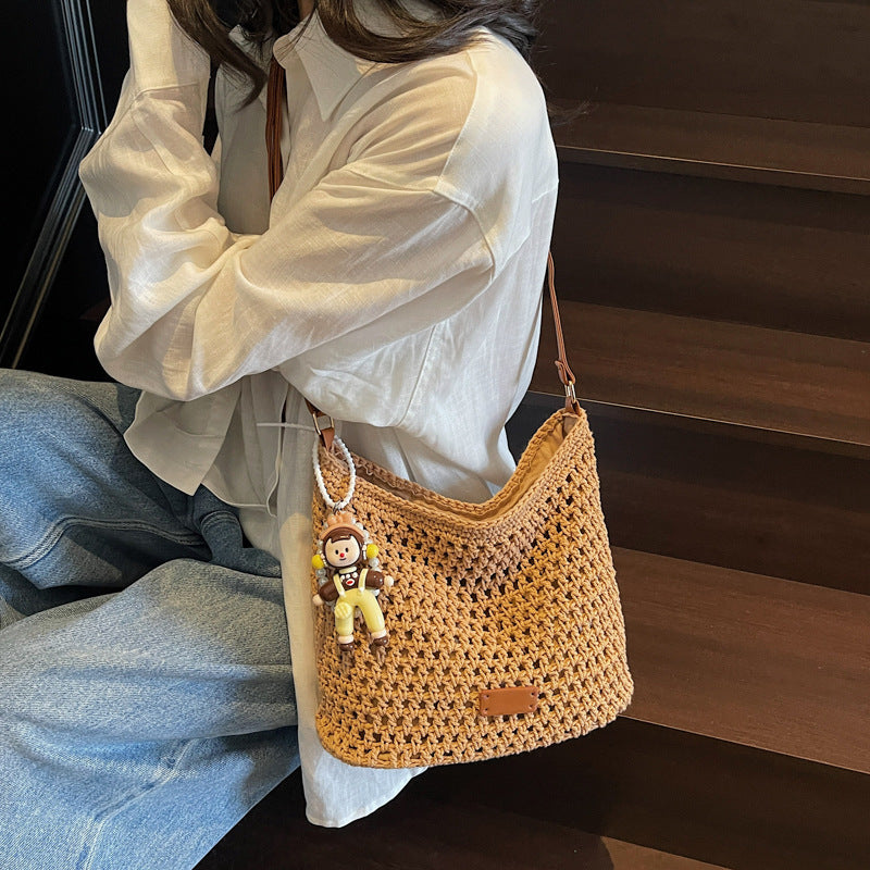 Women's Woven Hollowed Summer Seaside Vacation Beach Women's Shoulder Bag
