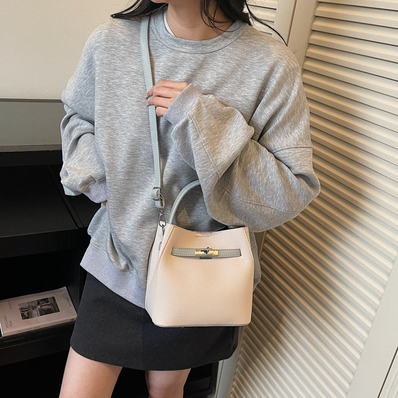 Fashion Personalized Trendy Niche Textured Vegetable Bucket Bags