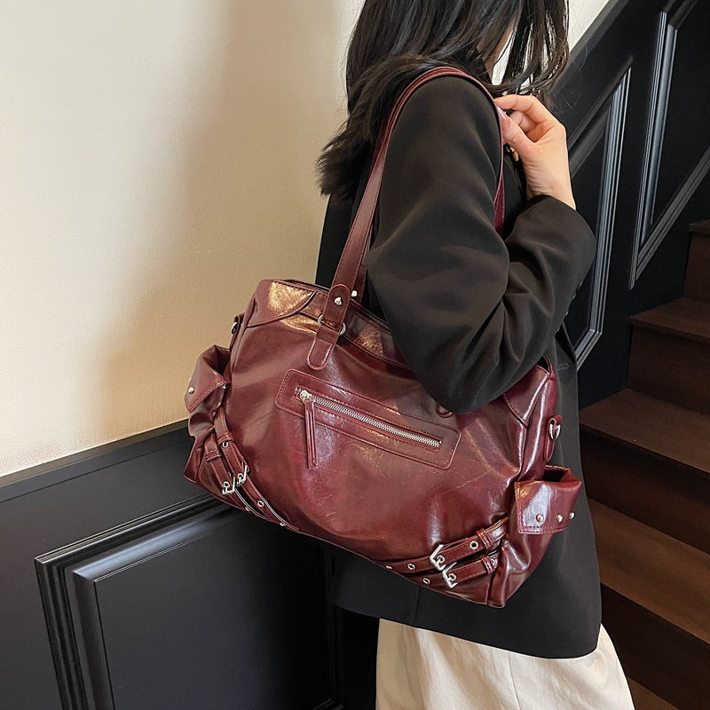 Women's Retro High-grade Solid Color Simple Commuter Tote Bag