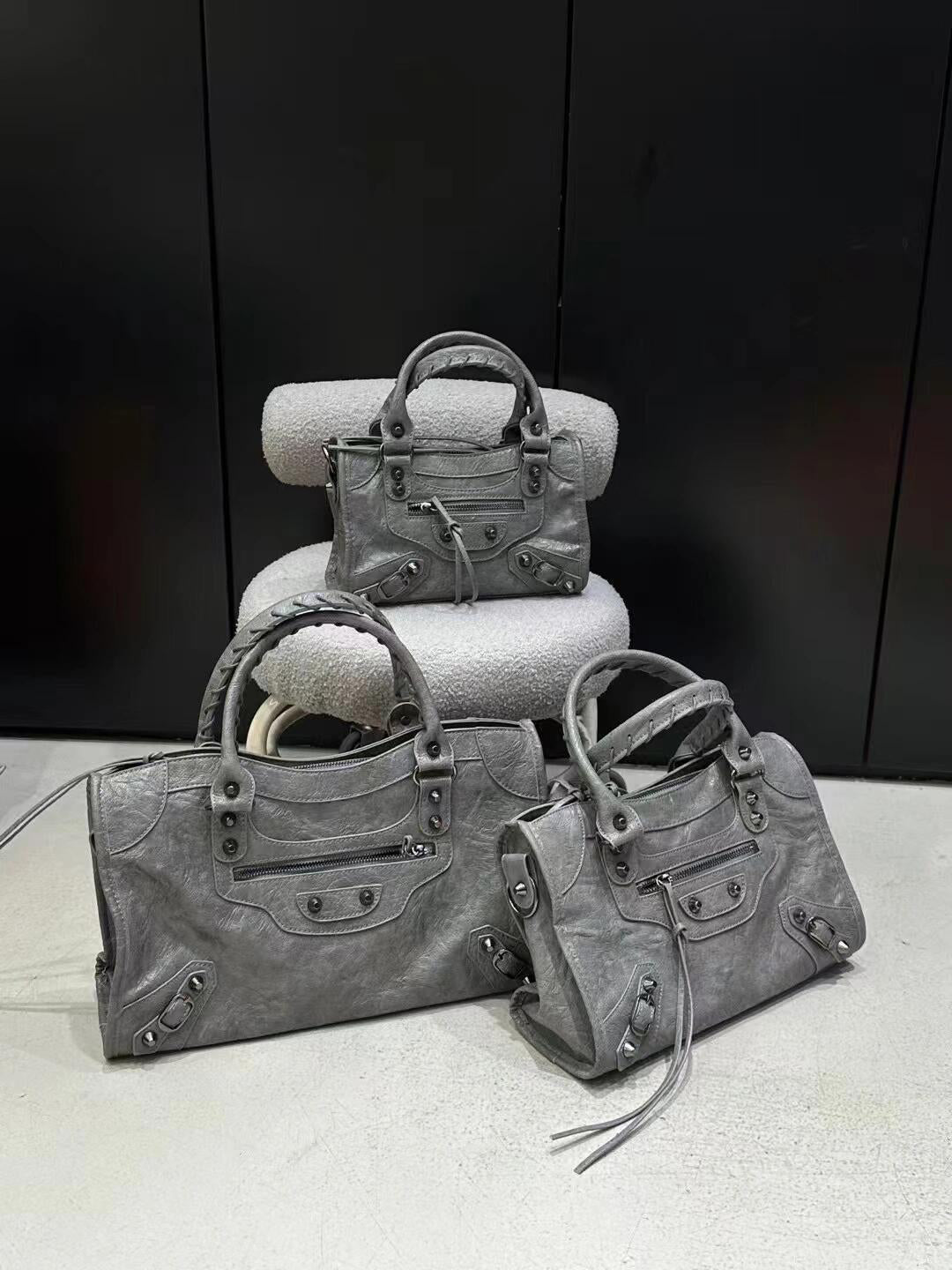 Paris Rivet Motorcycle Hot High-grade Large Capacity Bags