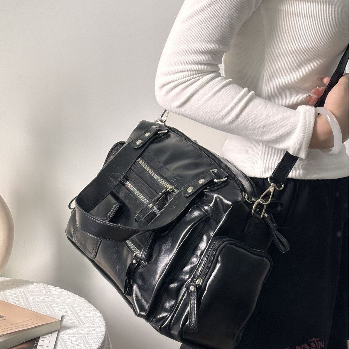 Women's & Men's Punk Crow Motorcycle Retro High-grade Portable Women's Handbag