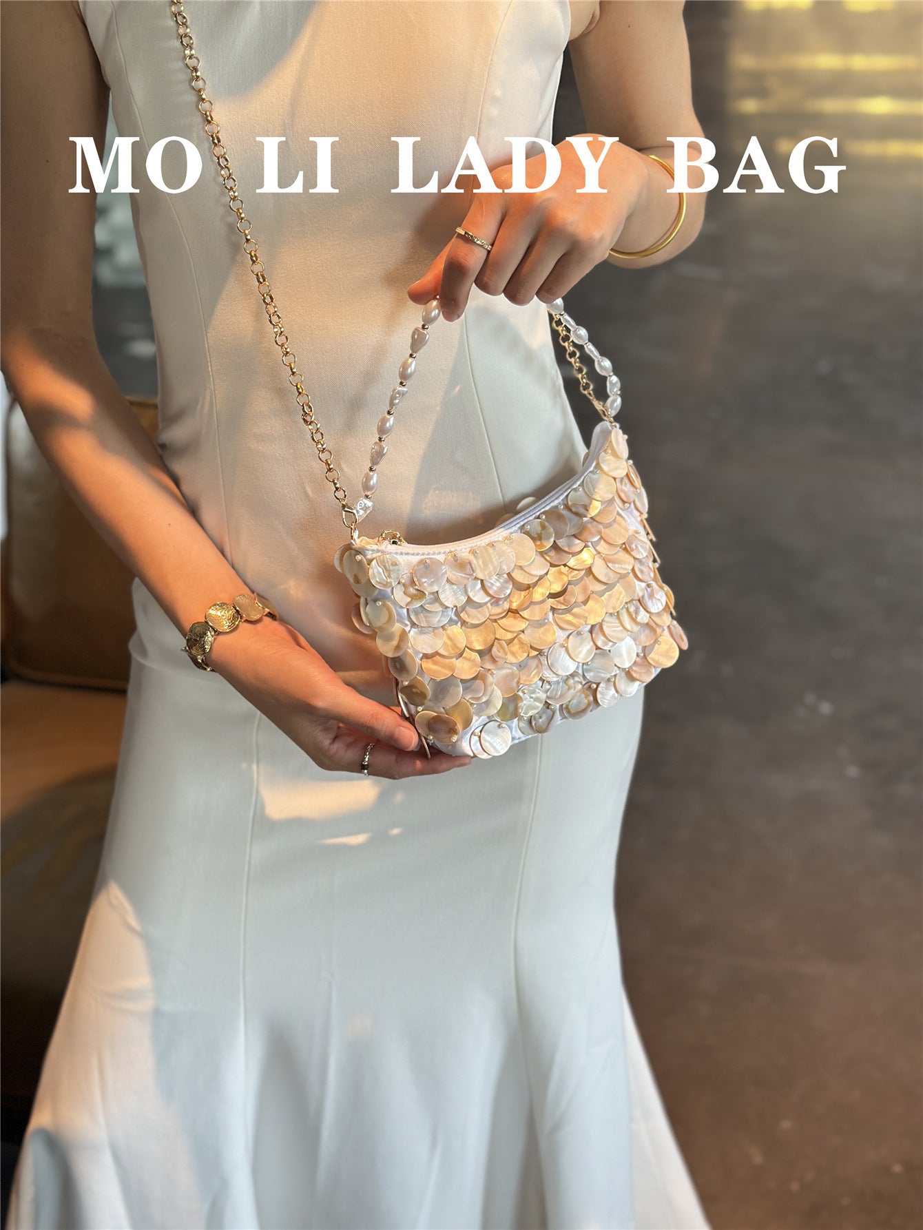 Women's French Retro Scale Sequined Shell Dumpling String Pearl Chain Dinner Bags