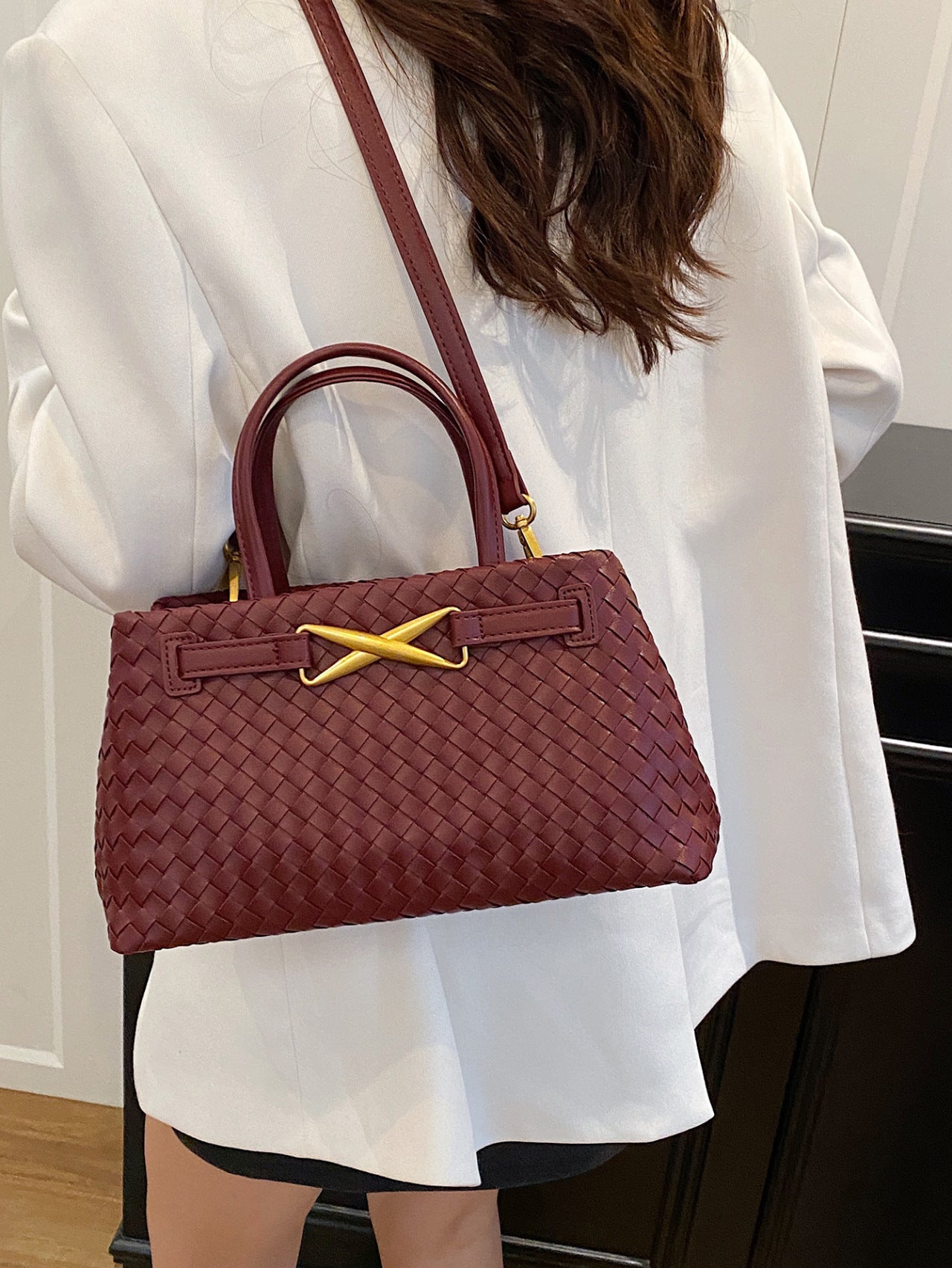 Women's High Sense Woven Fashion Commuter Bags