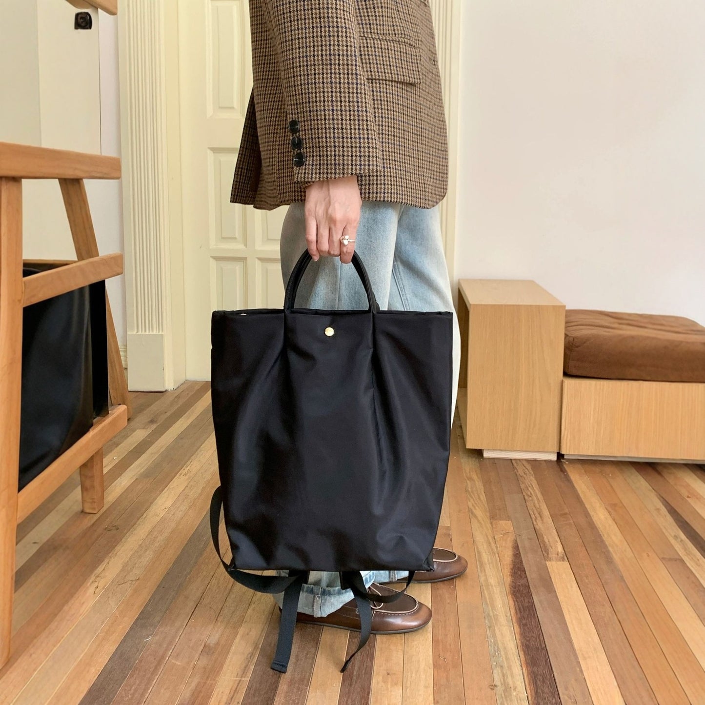 Style Simple Lightweight Commuter Large Capacity Waterproof Women's Backpack