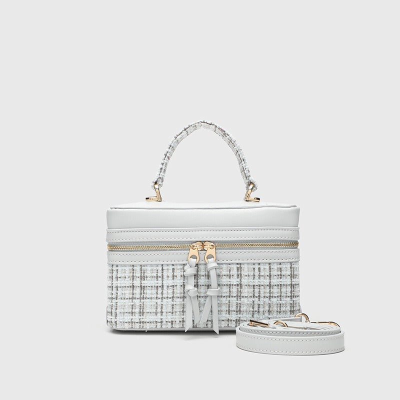 Popular Portable Hard Woolen Fabric Chain Bags