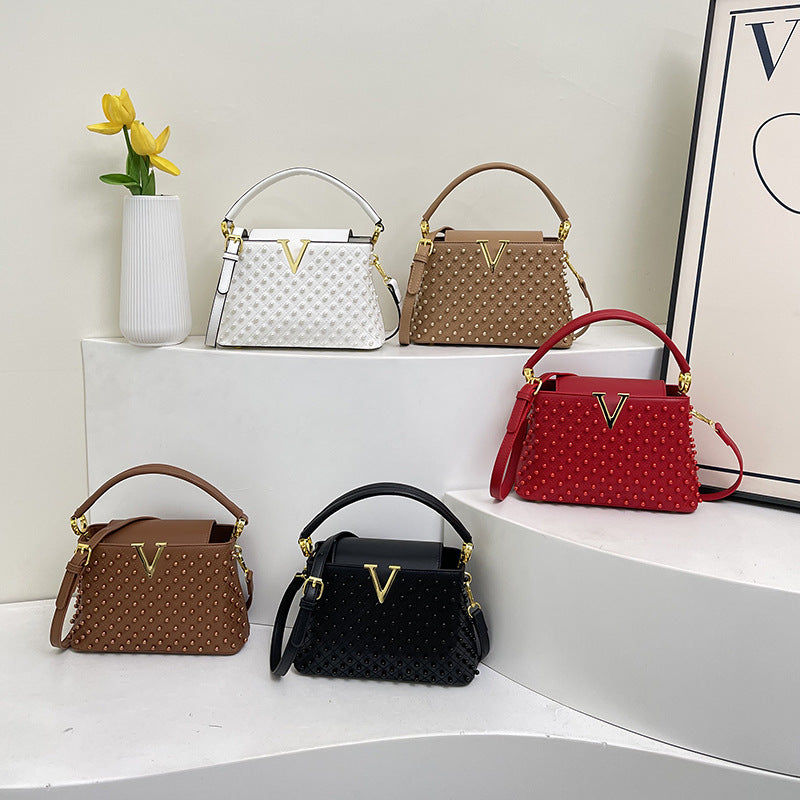 Women's Trendy Lady Pearl Portable Street Shot Commuter Women's Shoulder Bag