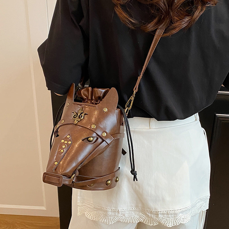 Women's Niche Medieval Retro Style Eccentric Personality Horse Head Women's Messenger Bag