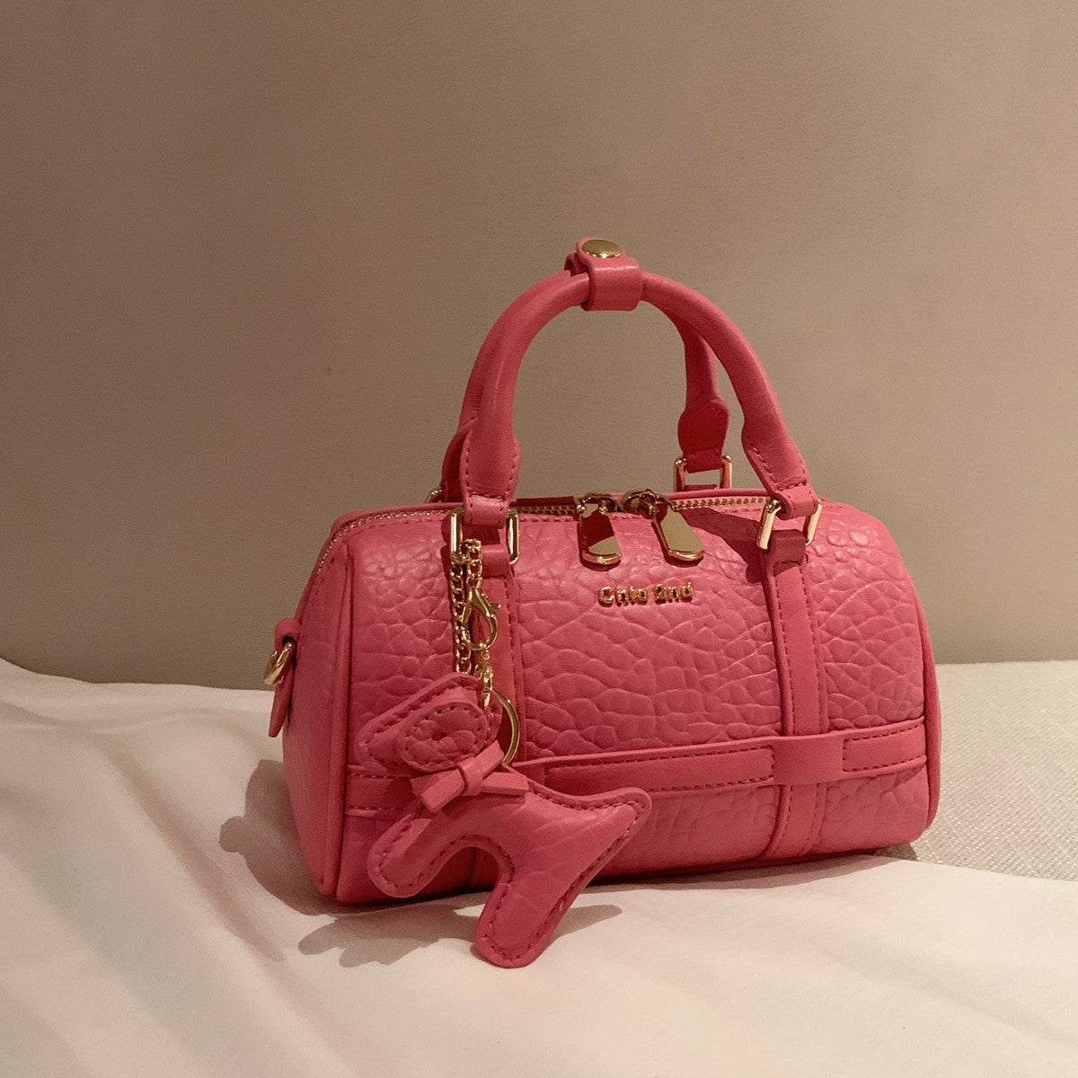Popular Women's Sea Manor Pillow Commuter Bags