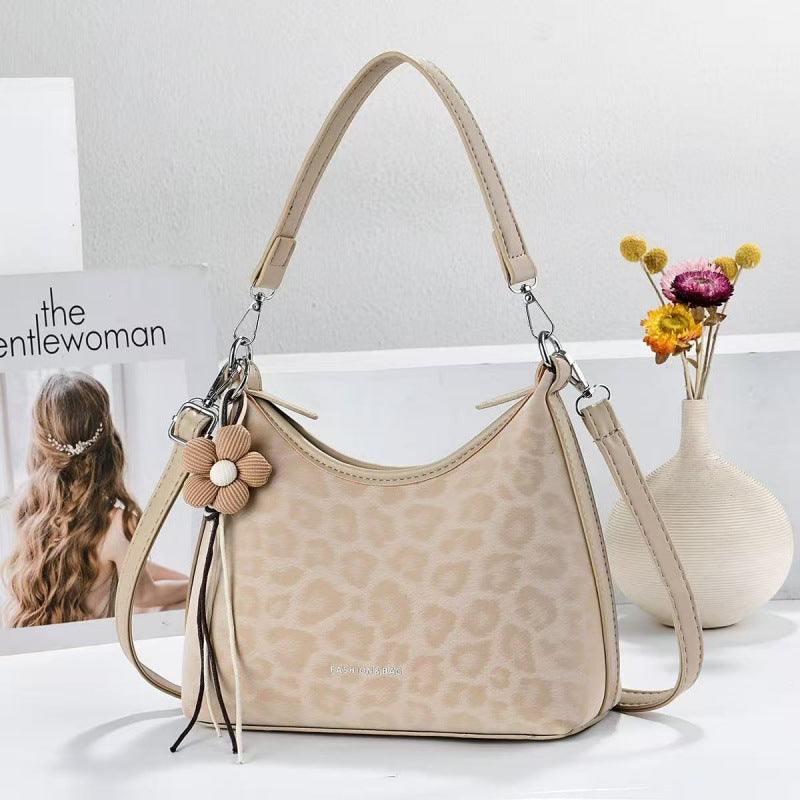 Women's Capacity Daily Commuter Underarm Personalized Leopard Bags