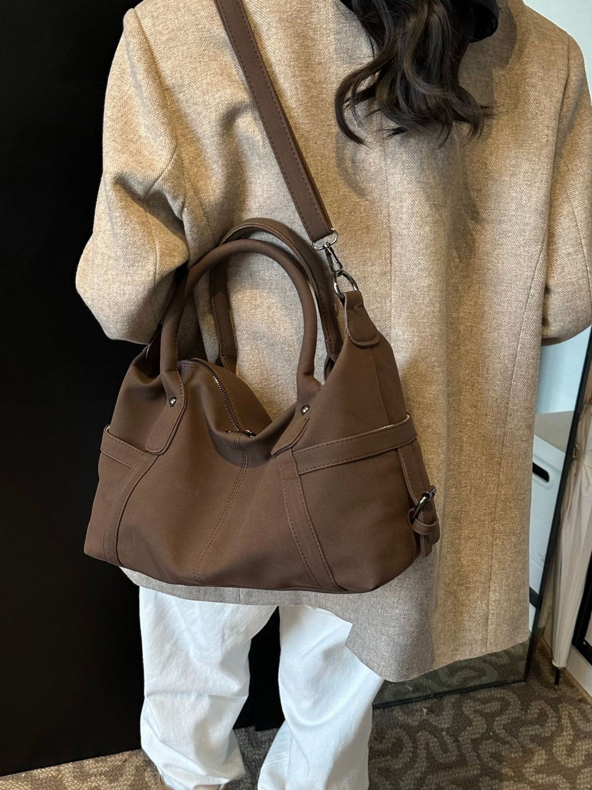 Women's Retro Winter Fashion Frosted Large Capacity Women's Messenger Bag